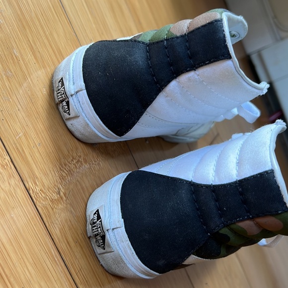 BAPE inspired Custom VANS - Picture 4 of 7